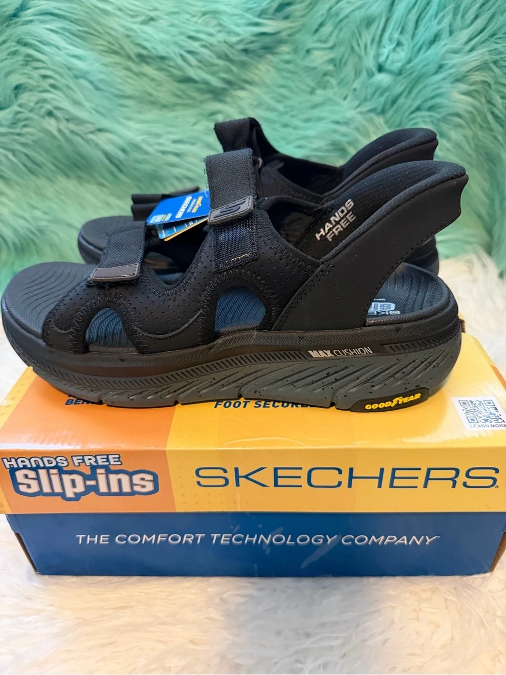 NIB Skechers Max Cushioning Premier 2.0 Sandal - Julian Black/Charcoal Mens 9